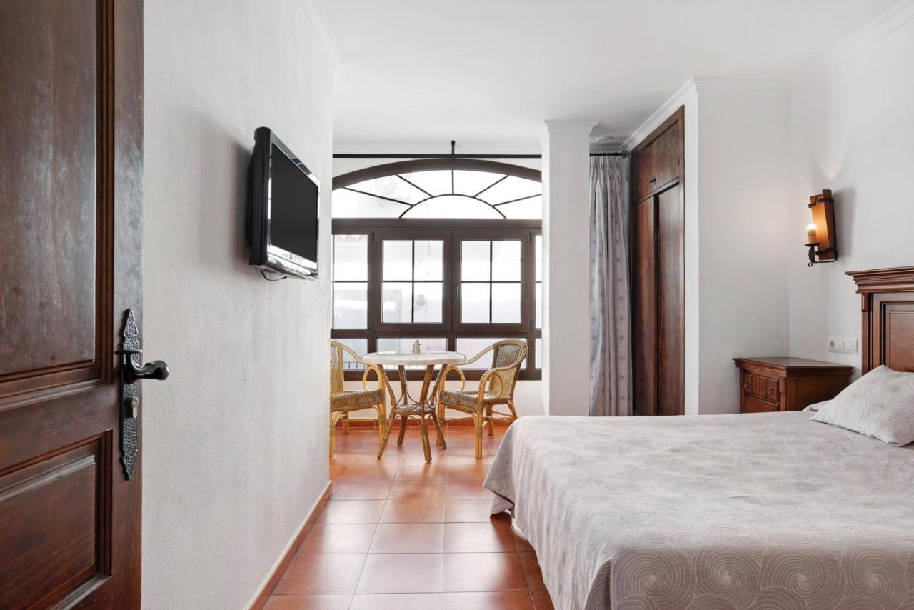 Estudio La Atarraya 1 Apartment Захара де лос Атунес Екстериор снимка
